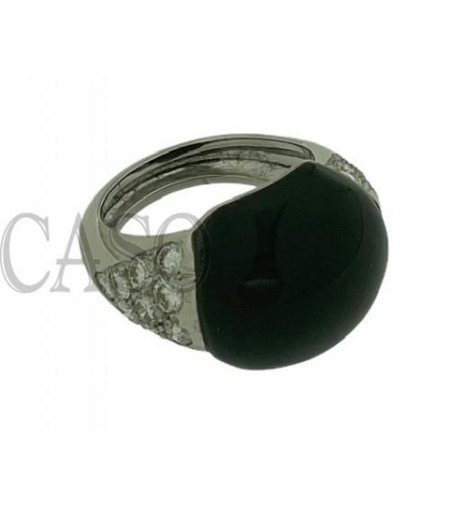 ANELLO IN ORO BIANCO CON ONICE E BRILLANTI