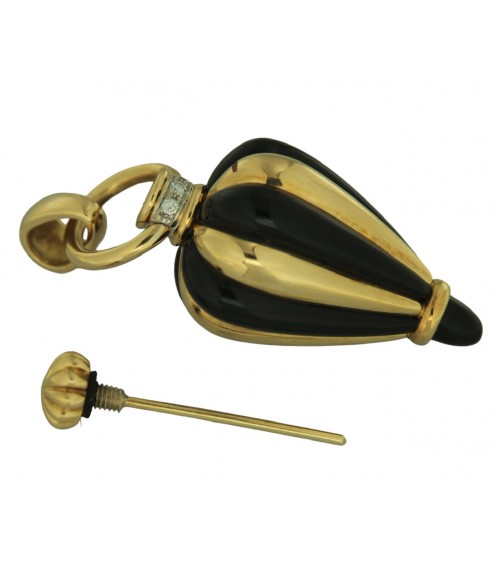 CIoNDOLO VINTAGE  IN ORO GIALLO CON  ONICE E  DIAMANTI