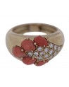 VINTAGE GOLD RING WITH DIAMONDS AND CORALS