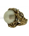 ANELLO VINTAGE IN ORO CON MADREPERLA E BRILLANTI