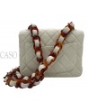 CHANEL MINI SQUARE VINTAGE IN PELLE BIANCO LATTE E BACHELITE