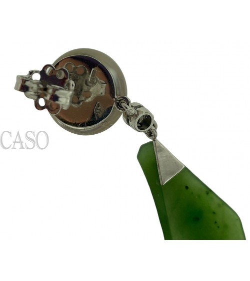 ORECCHINI PENDENTI CON ONICE GIIADA E CORALLO