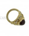 ANELLO CON RUBINO CABOCHON E DIAMANTI