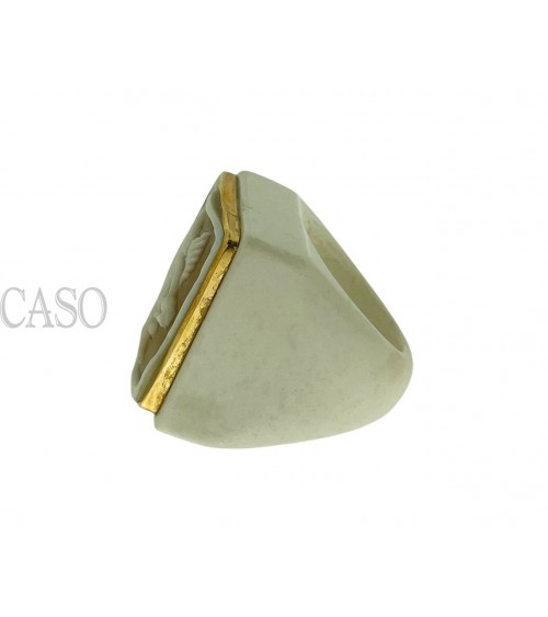 ANELLO IN OSSO CON CAMMEO