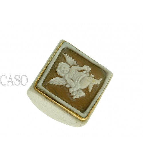 ANELLO IN OSSO CON CAMMEO
