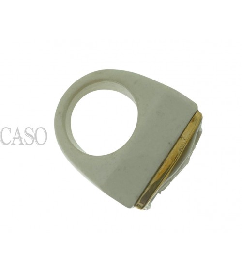 ANELLO IN OSSO CON CAMMEO