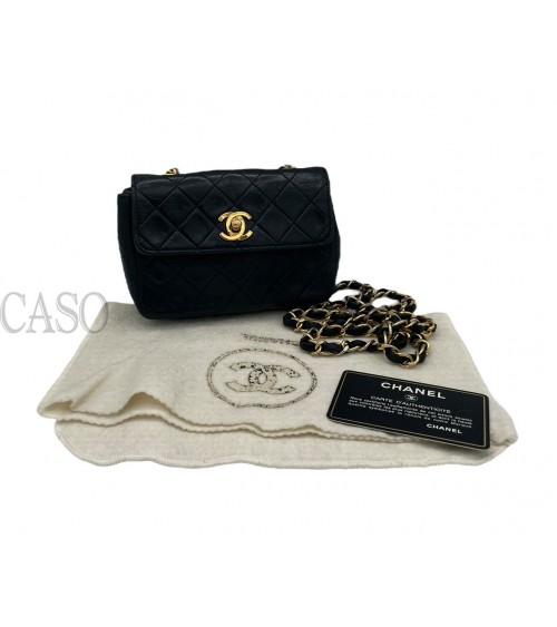 CLASSICA CHANEL VINTAGE EXTRA SMALL IN PELLE
