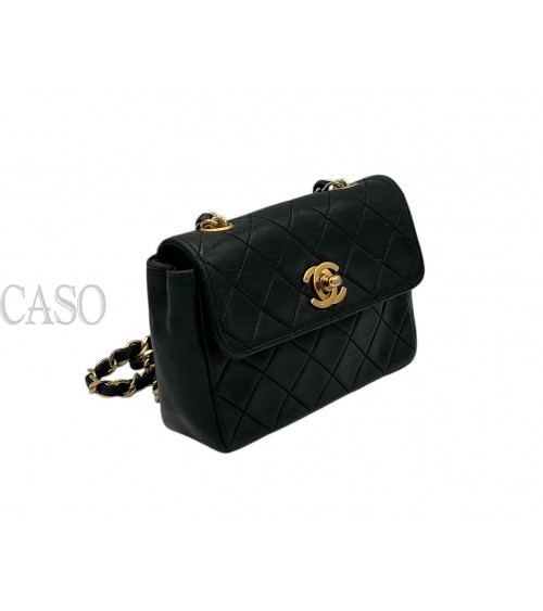 CLASSICA CHANEL VINTAGE EXTRA SMALL IN PELLE