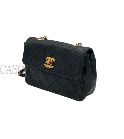 CLASSICA CHANEL VINTAGE EXTRA SMALL IN PELLE