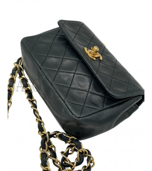 CLASSICA CHANEL VINTAGE EXTRA SMALL IN PELLE