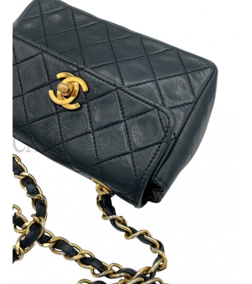 CLASSICA CHANEL VINTAGE EXTRA SMALL IN PELLE