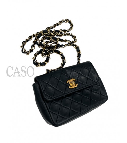 CLASSICA CHANEL VINTAGE EXTRA SMALL IN PELLE
