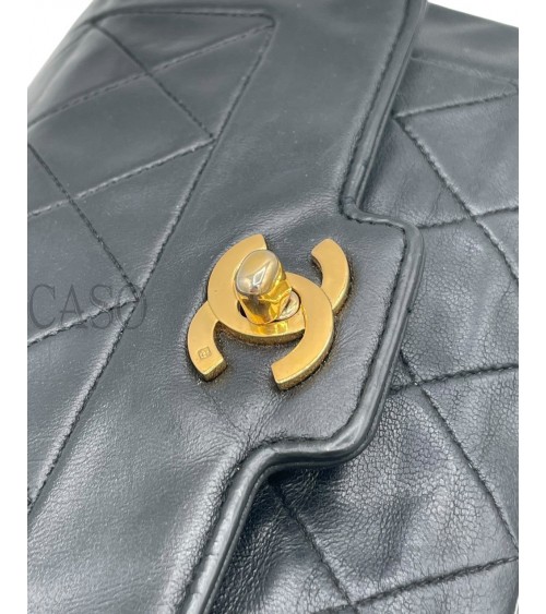 CHANEL VINTAGE LADY D IN PELLE NERA