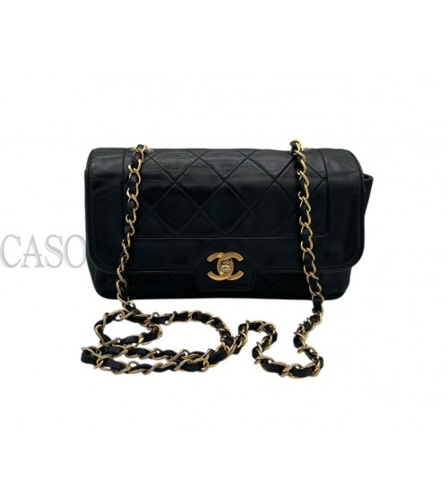 CHANEL VINTAGE LADY D IN PELLE NERA