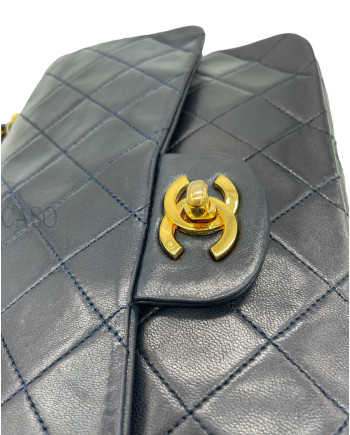 CHANEL VINTAGE MODELLO CLASSICO IN PELLE DI AGNELLO BLU