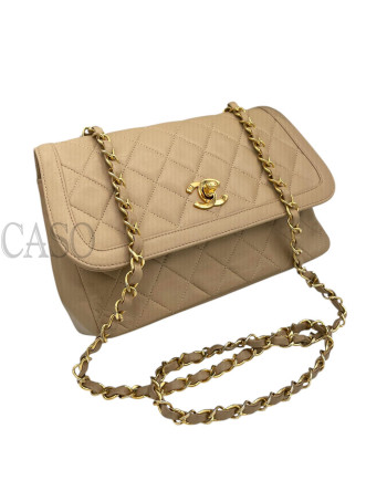 CLASSICA CHANEL VINTAGE IN PELLE BEIGE