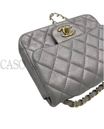 CHANEL IN PELLE METALLIZATA LILLA