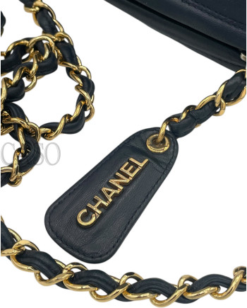 CHANEL CAMERA IN PELLE BLU
