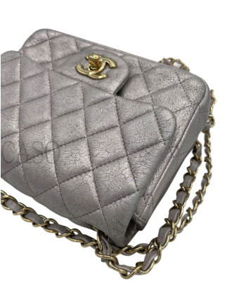 CHANEL IN PELLE METALLIZATA LILLA