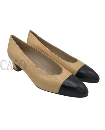 CHANEL VINTAGE DECOLLETE' IN PELLE BEIGE E PUNTA NERA