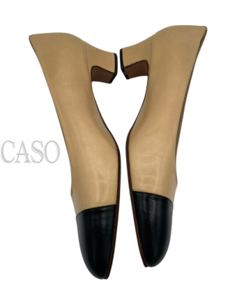 CHANEL VINTAGE DECOLLETE' IN PELLE BEIGE E PUNTA NERA