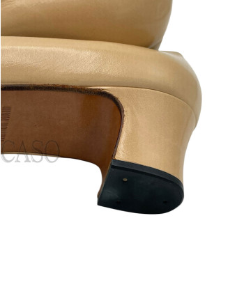 CHANEL VINTAGE DECOLLETE' IN PELLE BEIGE E PUNTA NERA