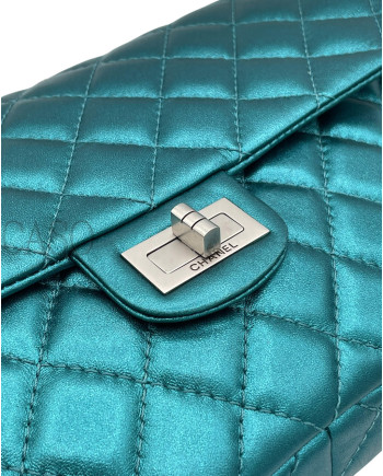 CHANEL VINTAGE MODELLO 2.55 IN PELLE VERDE PETROLIO