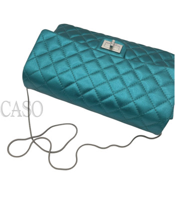 CHANEL VINTAGE MODELLO 2.55 IN PELLE VERDE PETROLIO