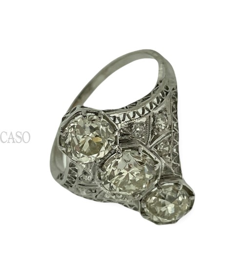ANELLO CON DIAMANTI DI TAGLIO VECCHIO
